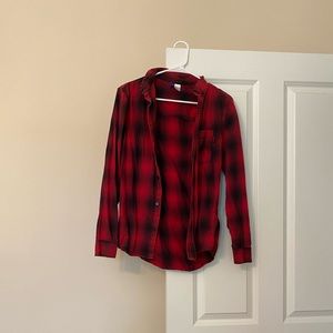 Red and Black Men’s Flannel long sleeve